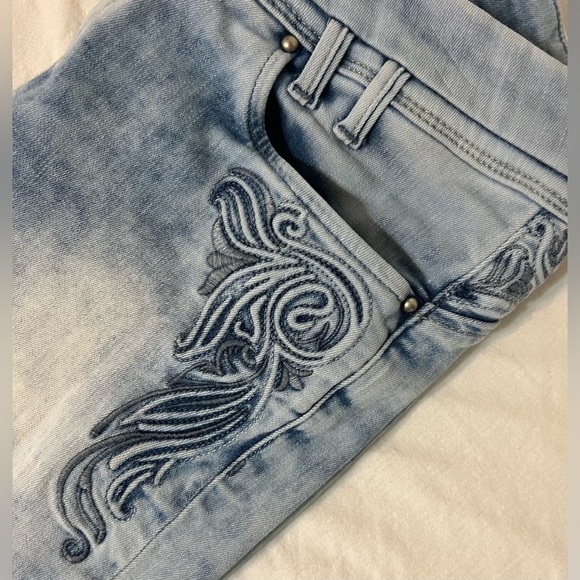 Salsa Jeans embroidered skinny straight acid wash jeans. Size 31. B1 - Picture 3 of 13